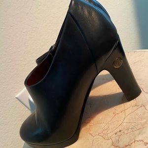 Bruno Magli Ankle booties